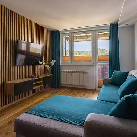 Apartament Czarny Flaming-3