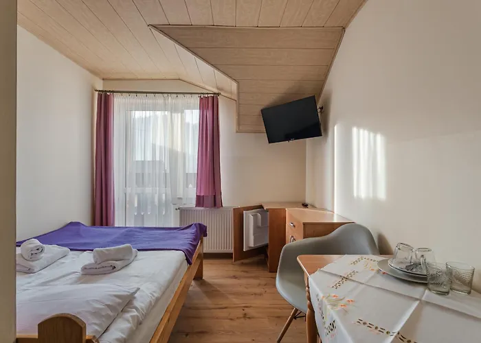 Pokoje i Apartamenty U DRAGONKA Śniadania i Obiady Szczawnica